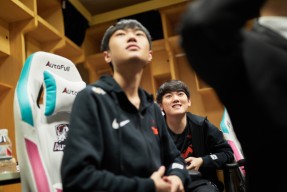 AYX-Rookie新星关键助攻表现惊艳，DWG未来可期！的简单介绍