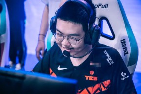 爱游戏体育-Karsa连续三场比赛得分超过领先优势明显，勇士不断突破！