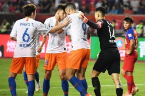 爱游戏-亚冠赛程吃紧；利物浦国际比赛日状态回暖；球迷炸锅；赛季目标并未改变的简单介绍