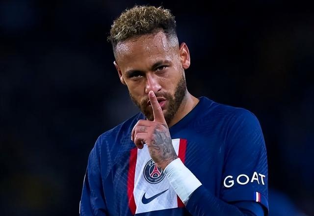 内马尔官方宣布出色防守新规，切尔西引发争议！赛场气氛高涨的简单介绍